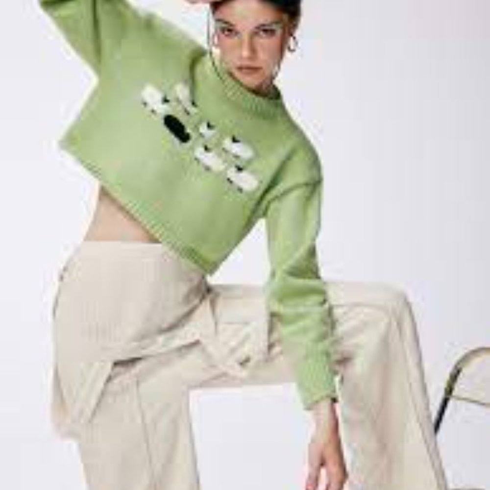 NWT Cute Sheep Sweater Size S